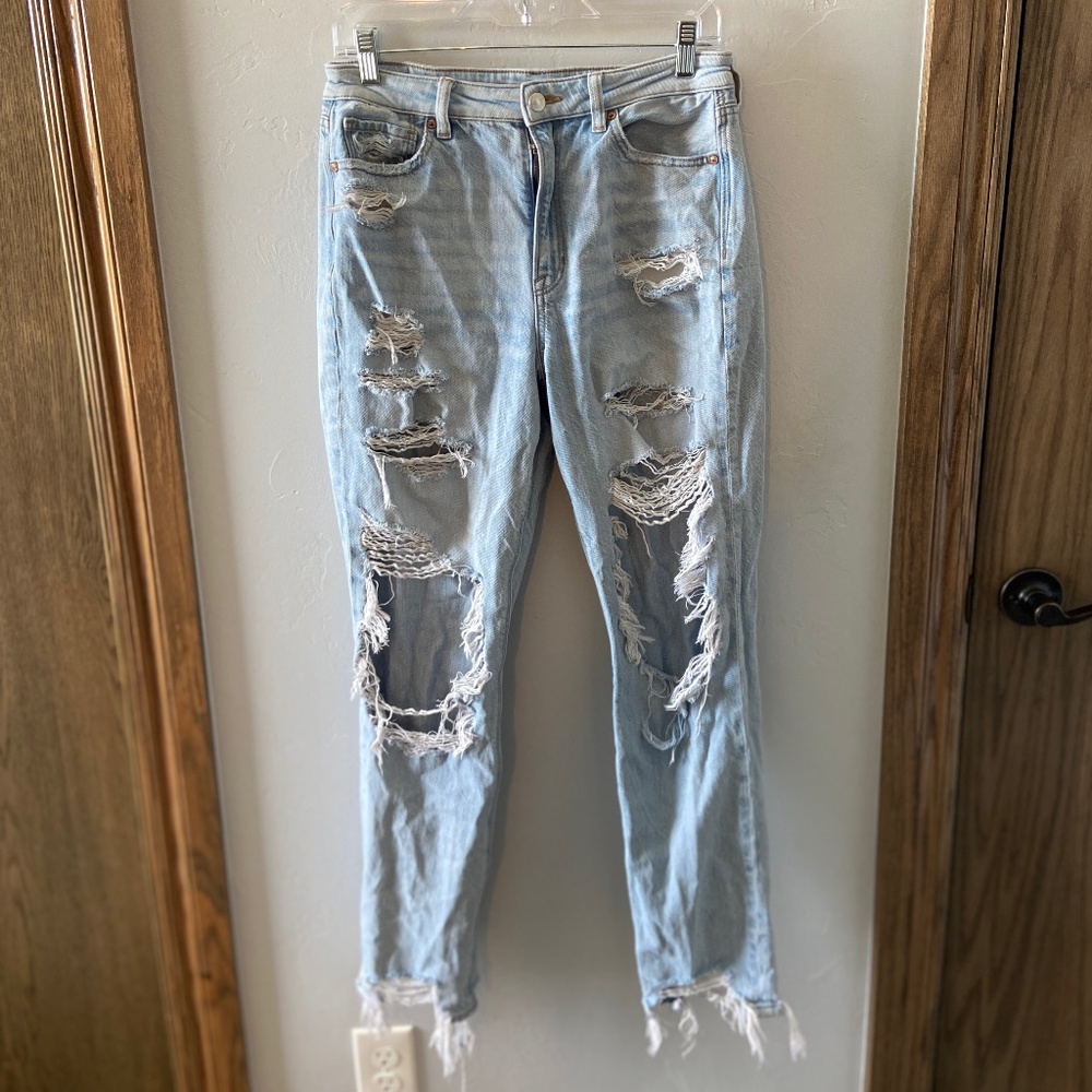 American Eagle Ripped Jeans